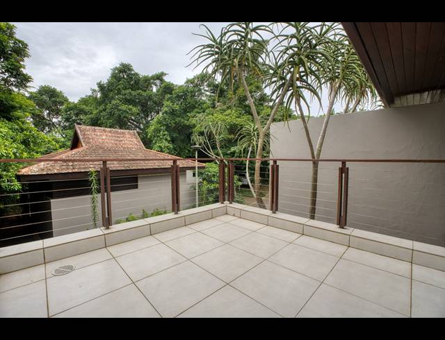 3 BEDROOM TOWNHOUSE FOR SALE IN ZIMBALI ESTATE